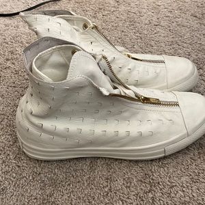 Leather Converse women shoes